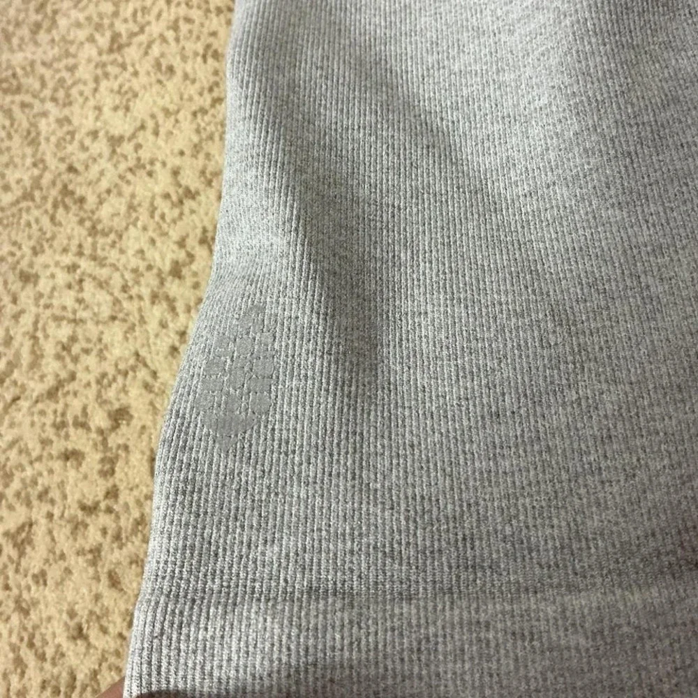 Free People Movement Grey Ribbed Cropped Cami Tank Top Low Back M/L OB7642501 - Picture 6 of 6